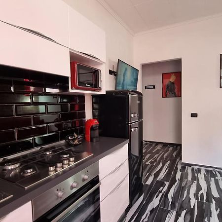 קאפוליברי Diaboliko Apartment מראה חיצוני תמונה